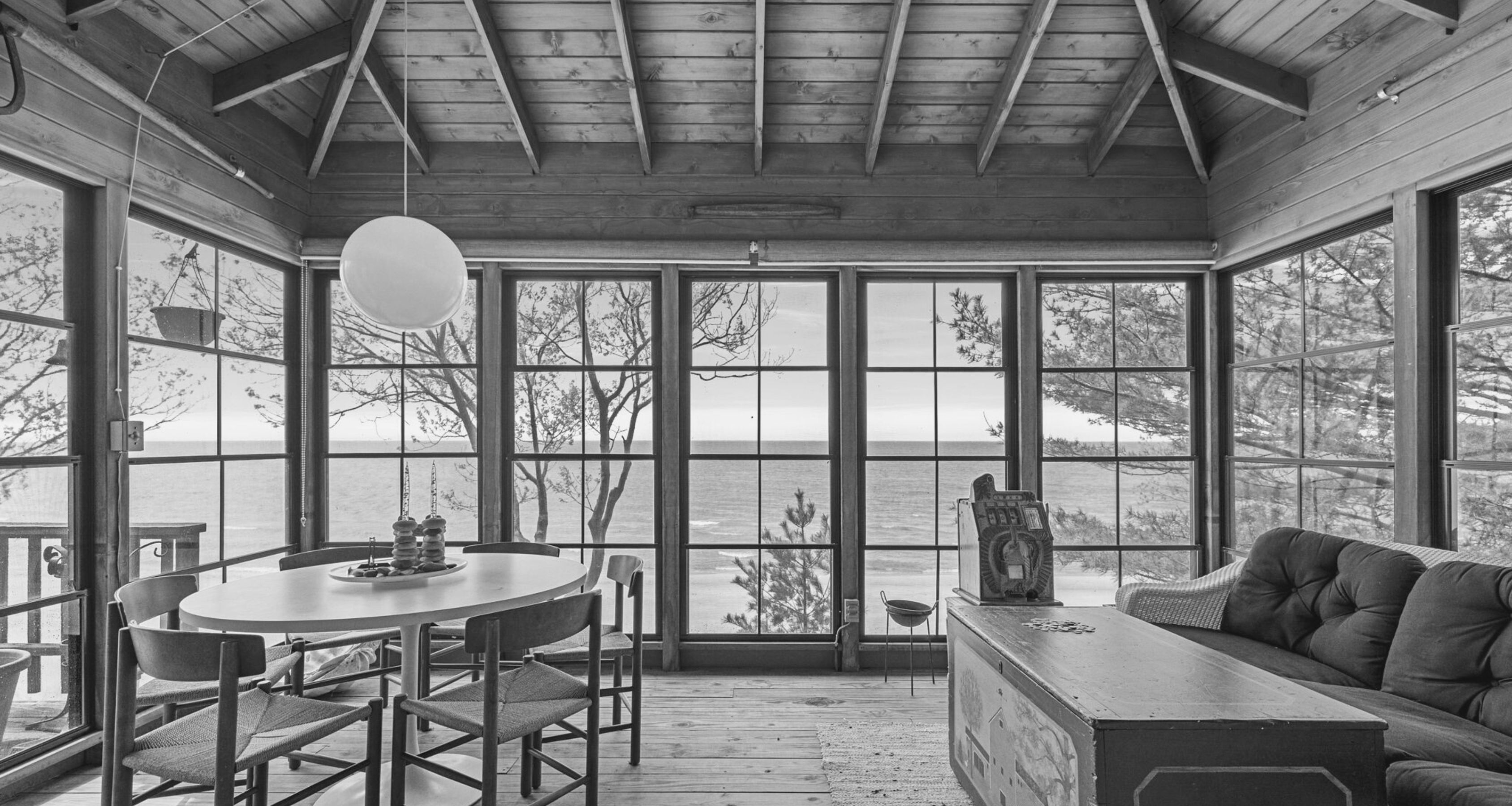 Hero banner image adoute